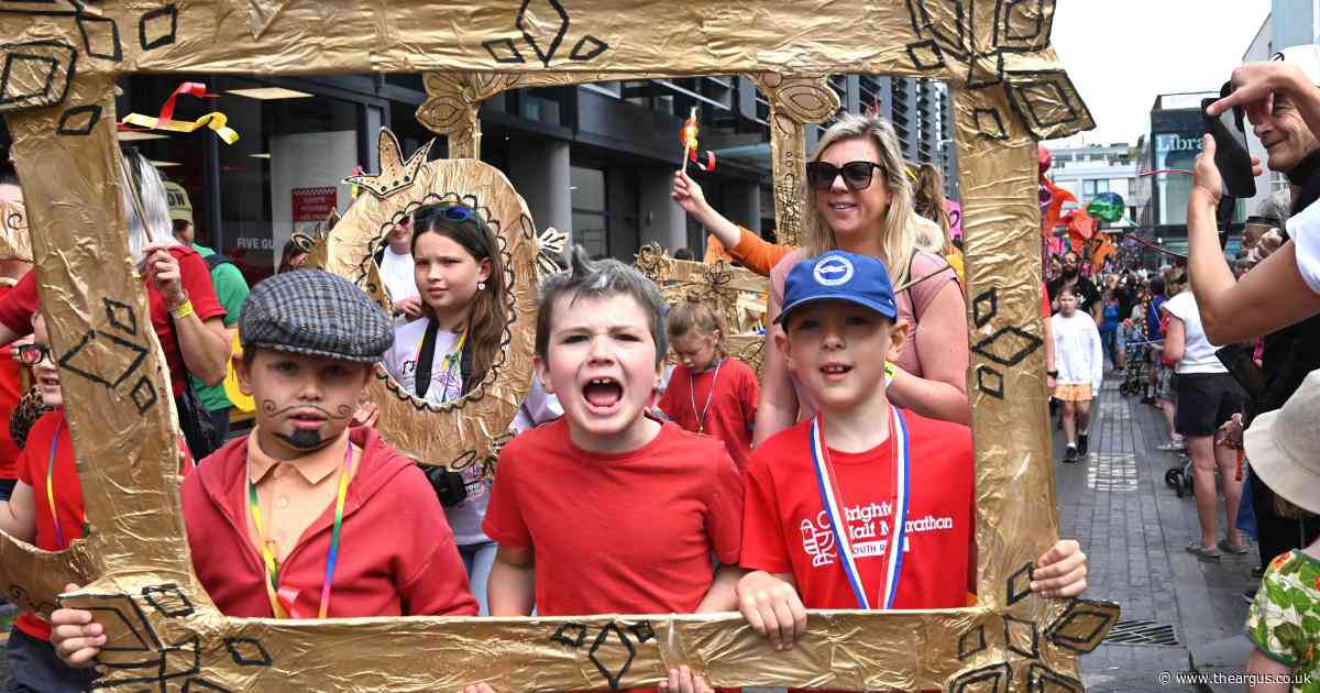 All the pictures from the Children's Parade