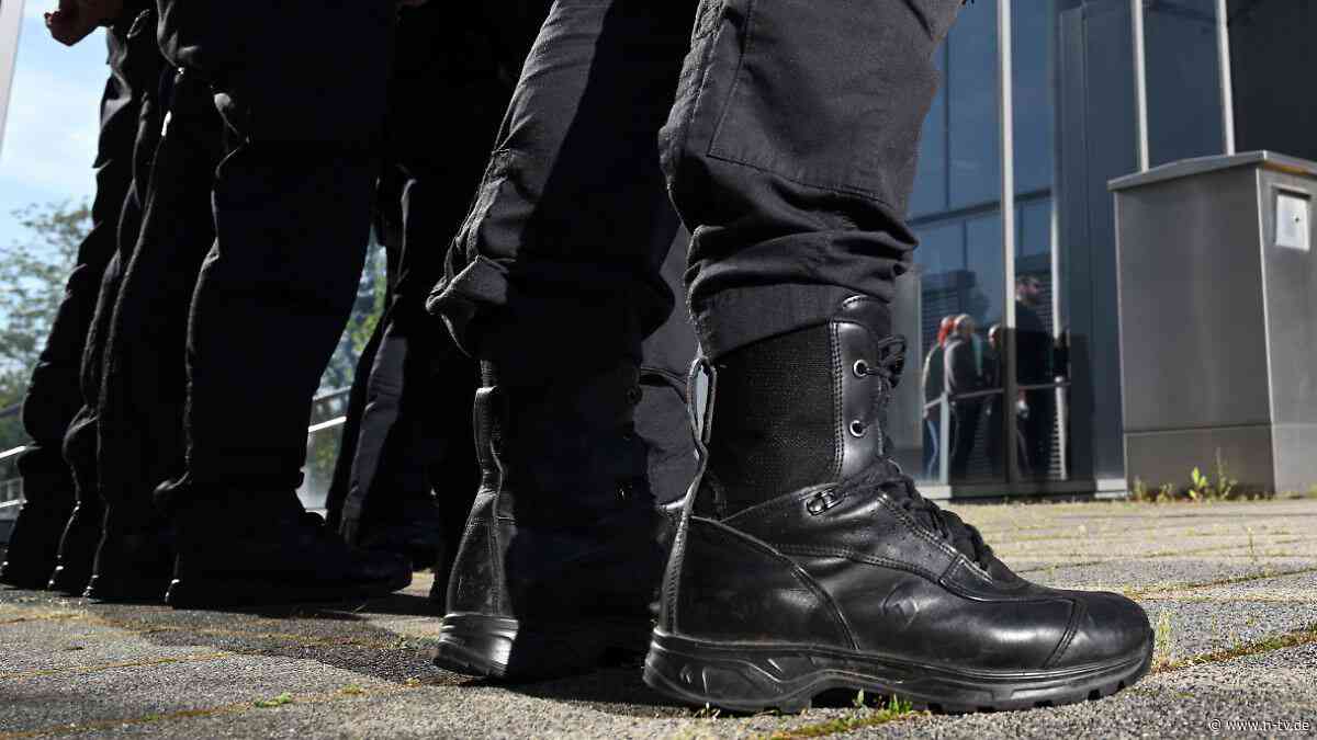 Zahlreiche Disziplinarvorgänge: Hunderte Polizisten stehen unter Extremismusverdacht