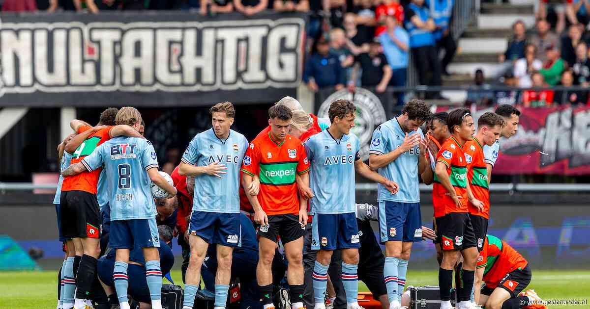 Dirk Proper naar ziekenhuis afgevoerd na harde botsing; NEC-speler bij kennis en maakt het goed