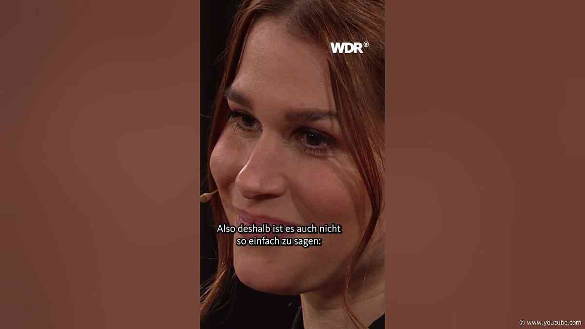 Eiskunstlauf-Legende Marika Kilius: Warum Liebe im Alter richtig gut wird | WDR #shorts #kölnertreff