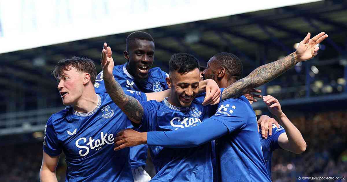 Everton may have finally found solution for problem position as unique record set