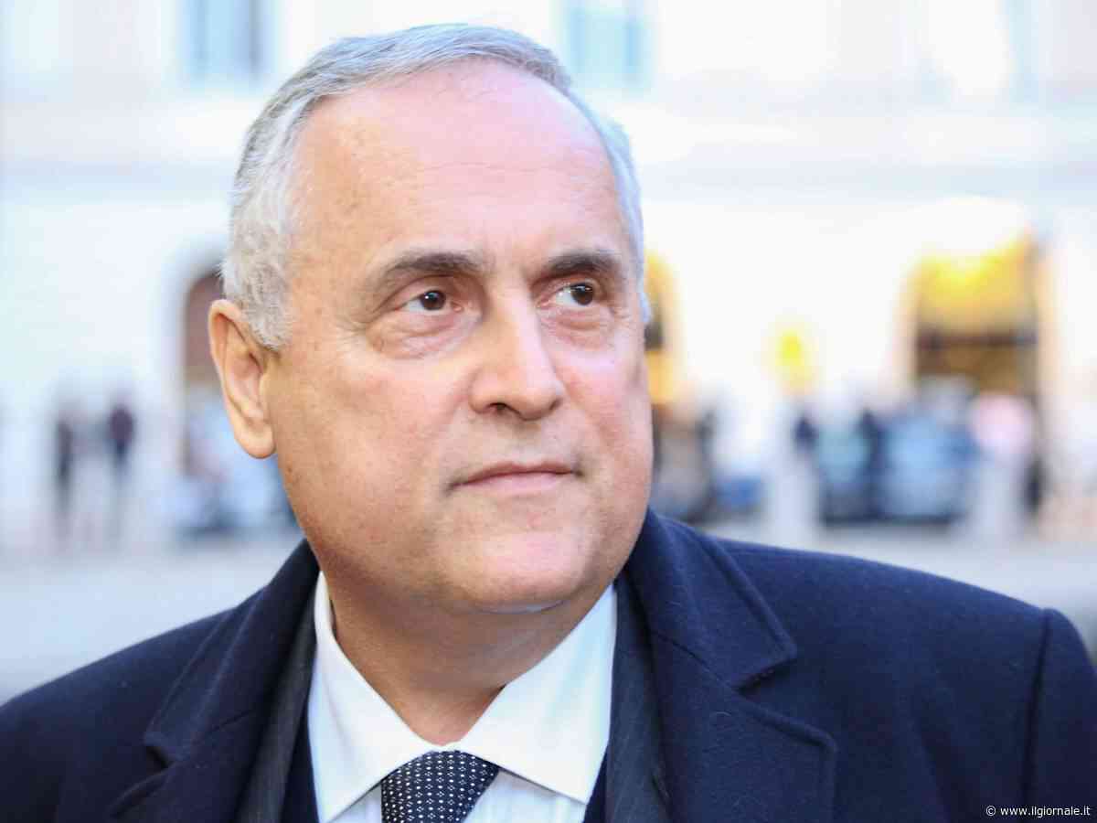 Lotito in questura: "Mi hanno clonato il telefono". Ecco cosa è successo