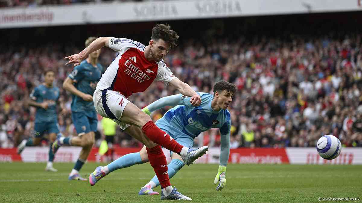 Arsenal vs Bournemouth - Premier League: Live score, team news and updates. Huijsen heads equaliser before Evanilson bundles in amid VAR confusion as Gunners collapse