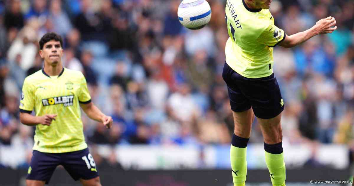 'Strong reaction' - Rusk explains 'justified rationale' behind Fernandes substitution