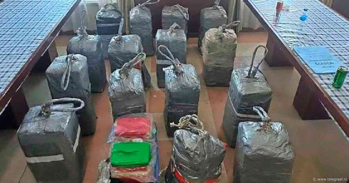Bijna halve ton cocaïne ontdekt in koelkasten bemanning, schip was onderweg naar Nederland