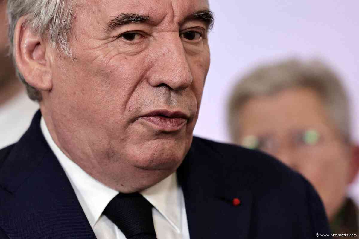 Bayrou évoque un référendum sur "un plan d'ensemble" de réduction des déficits