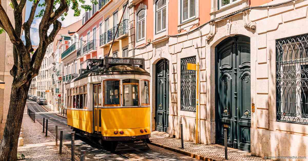 Foreign Office issues message to anyone travelling to Portugal