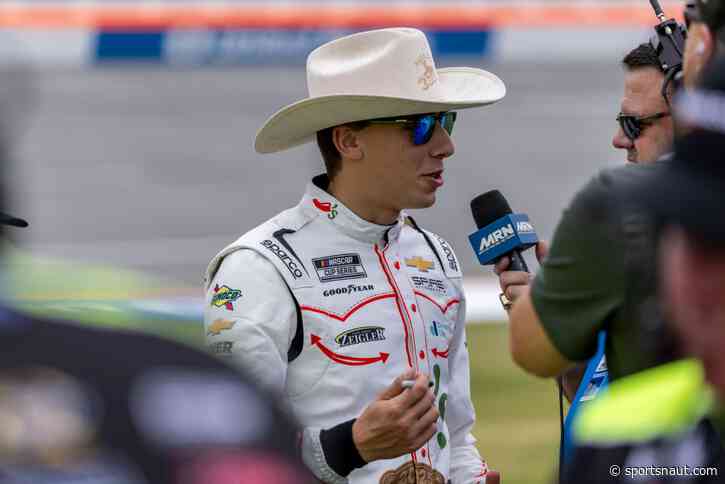 NASCAR starting lineup at Texas features new track record