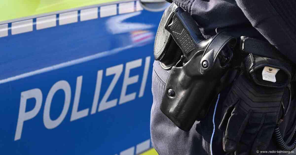 Bewaffneter Mann von Polizisten bei München angeschossen