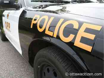Man, 25, sustains serious injuries in South Dundas crash