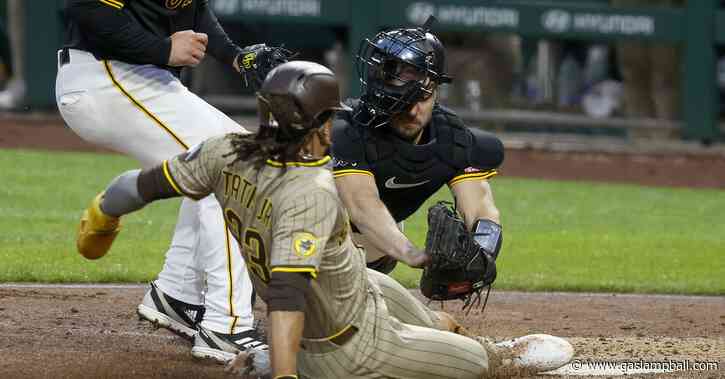 San Diego swipes win in Pittsburgh