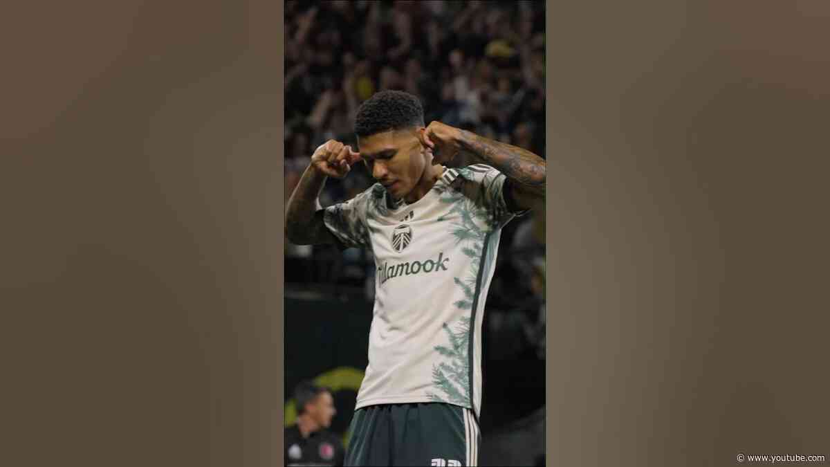 In the western hemisphere, only one ANTONY matters 😤🔥 #RCTID x #JogaBonito