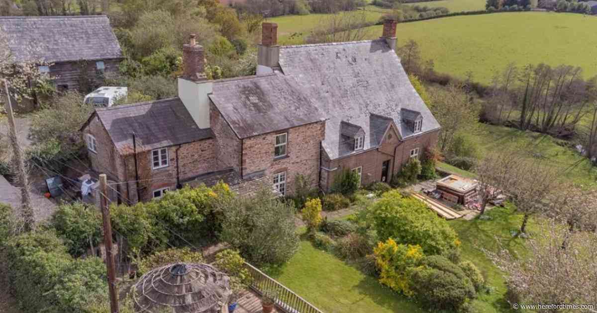 Stunning Georgian farmhouse with equestrian facilities is on the market