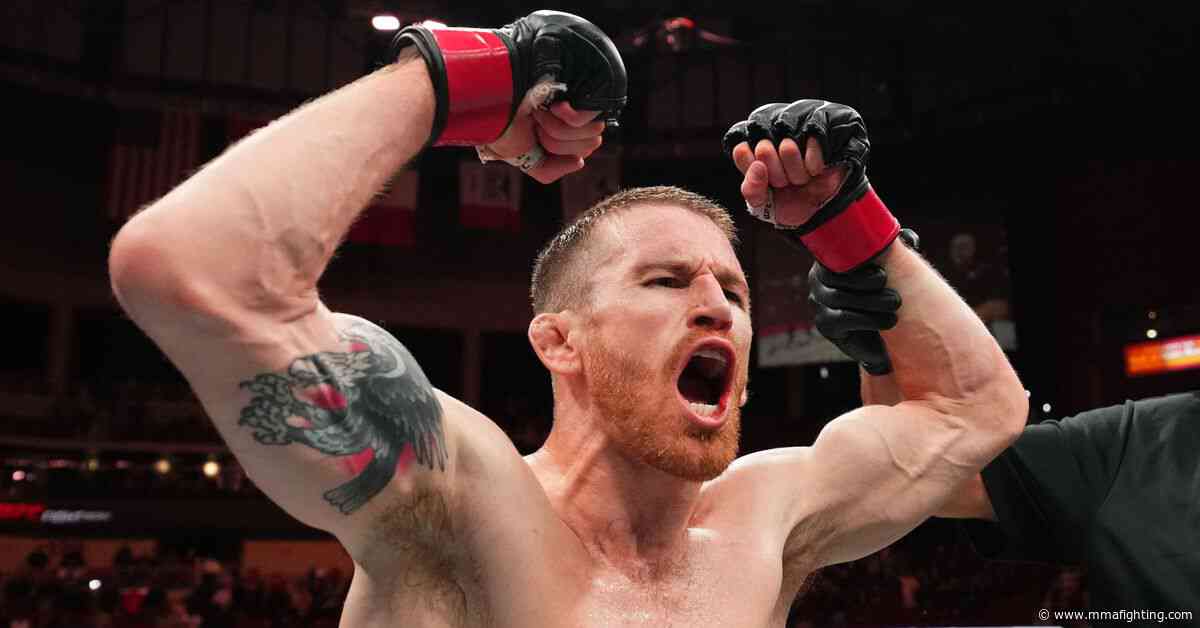 ‘Give Cory the next title shot’: Pros react to Cory Sandhagen’s dominant UFC Des Moines performance
