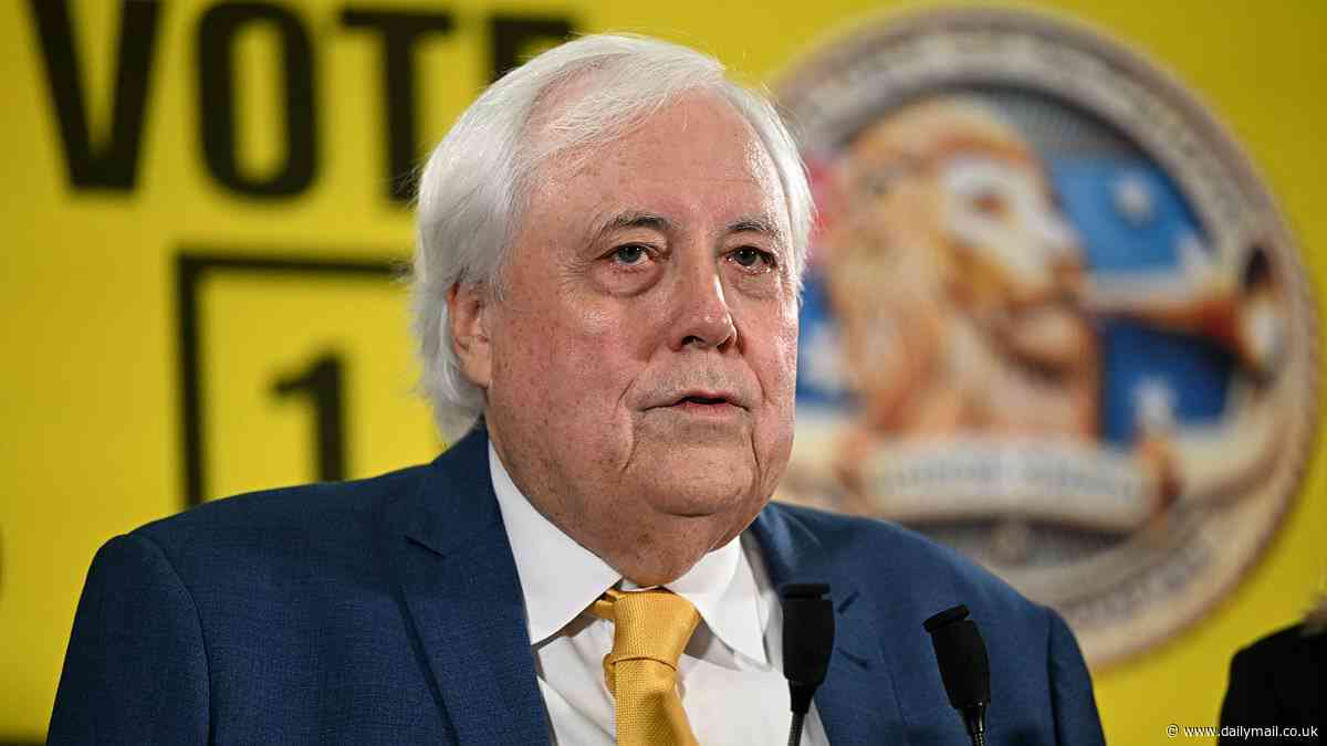 Trumpet of Patriots founder Clive Palmer to retire from politics after annoying Aussies with unsolicited texts