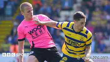 Torquay out of National League South play-offs