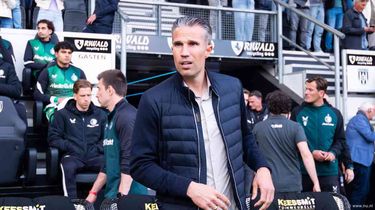 Van Persie kritisch ondanks ruime zege Feyenoord: 'We konden tien goals maken'