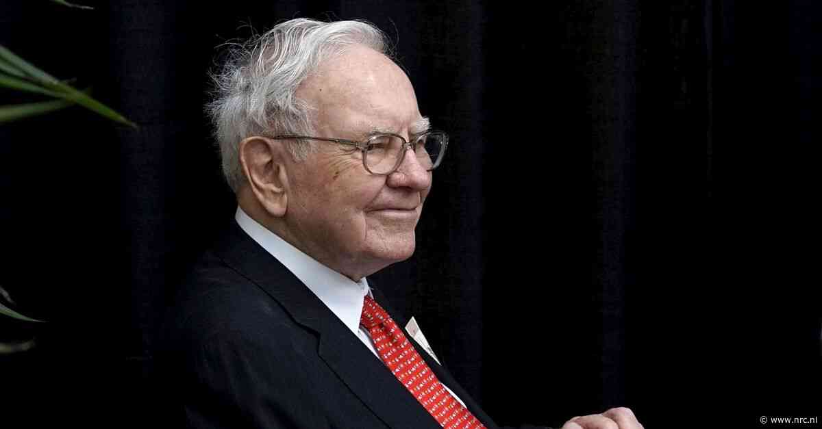 De warse, eigenzinnige superbelegger Warren Buffett treedt terug. Voor zijn fans was hij een orakel