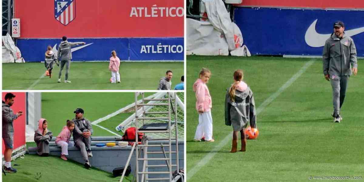 La imagen más tierna del entrenamiento del Atlético: Diego 'Padre' Simeone