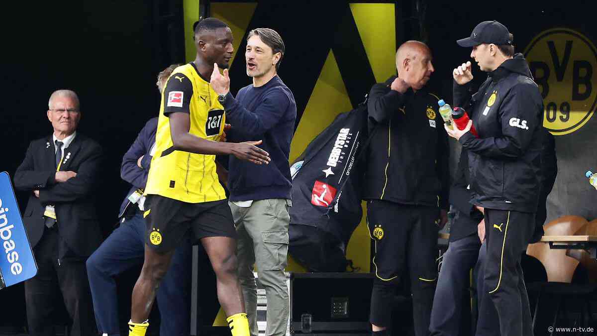 Weit entfernt vom Höllenschlund: Notfallsanitäter Niko Kovac hebt mahnend den Zeigefinger