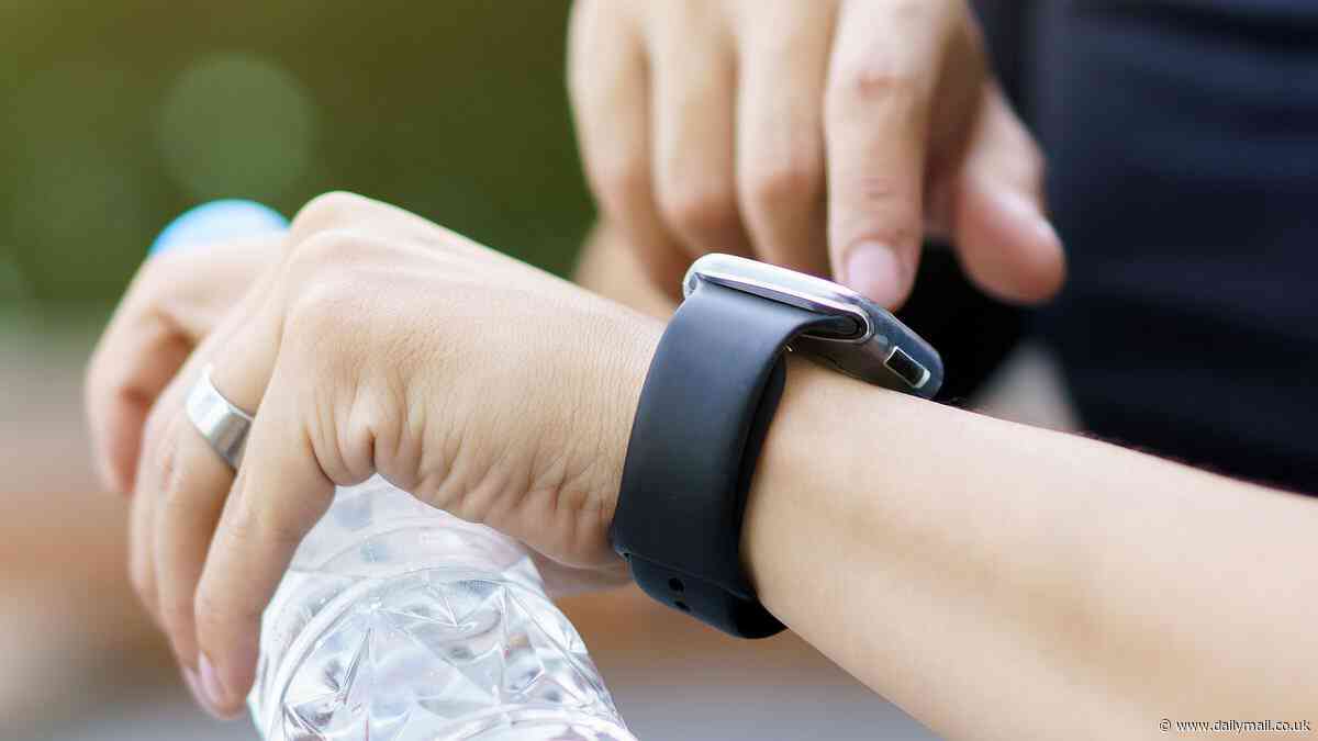 Scientists have just realised that fitness trackers are USELESS at detecting a key vital sign