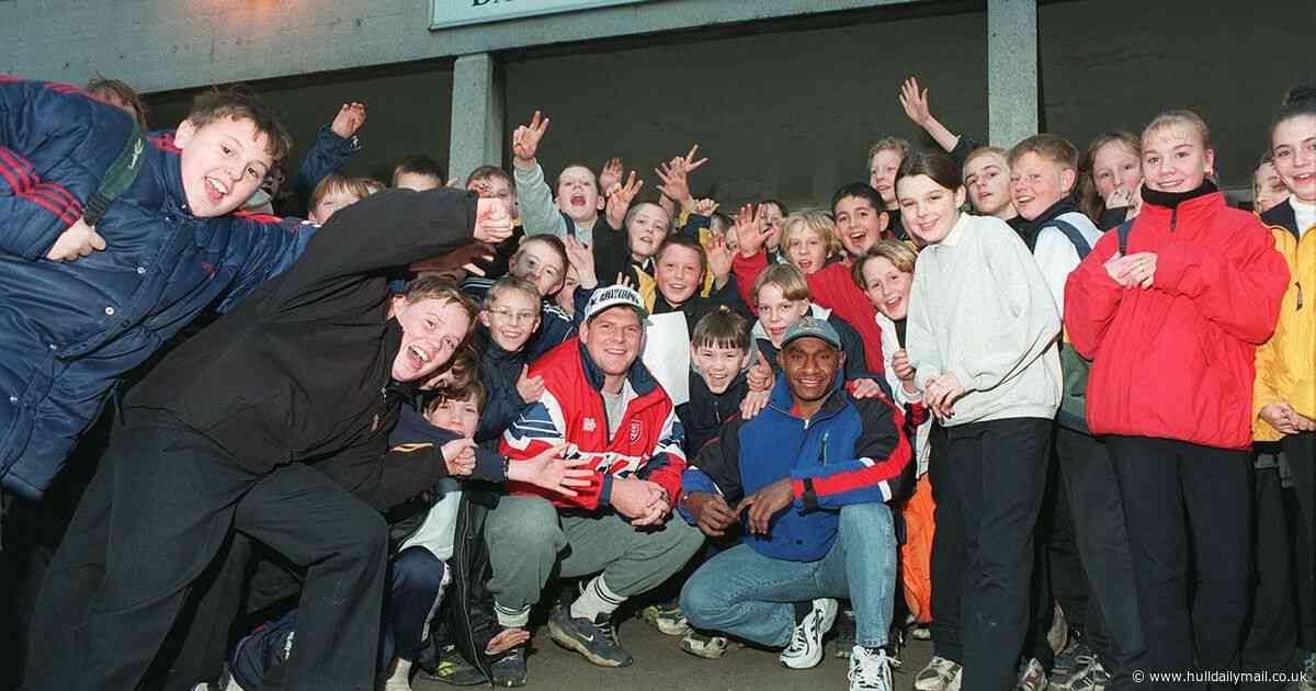 David Lister School pupils in the late 1990s and early 2000s - in pictures