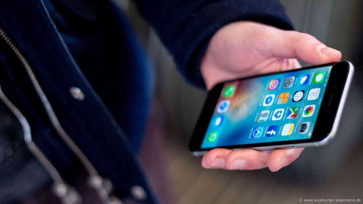 Beim Schwimmtraining: Elfjähriger klaut ein Handy