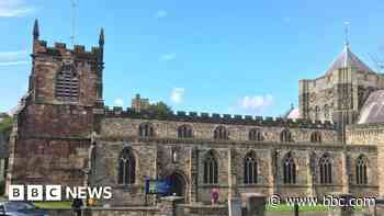 Church report into inappropriate behaviour claims