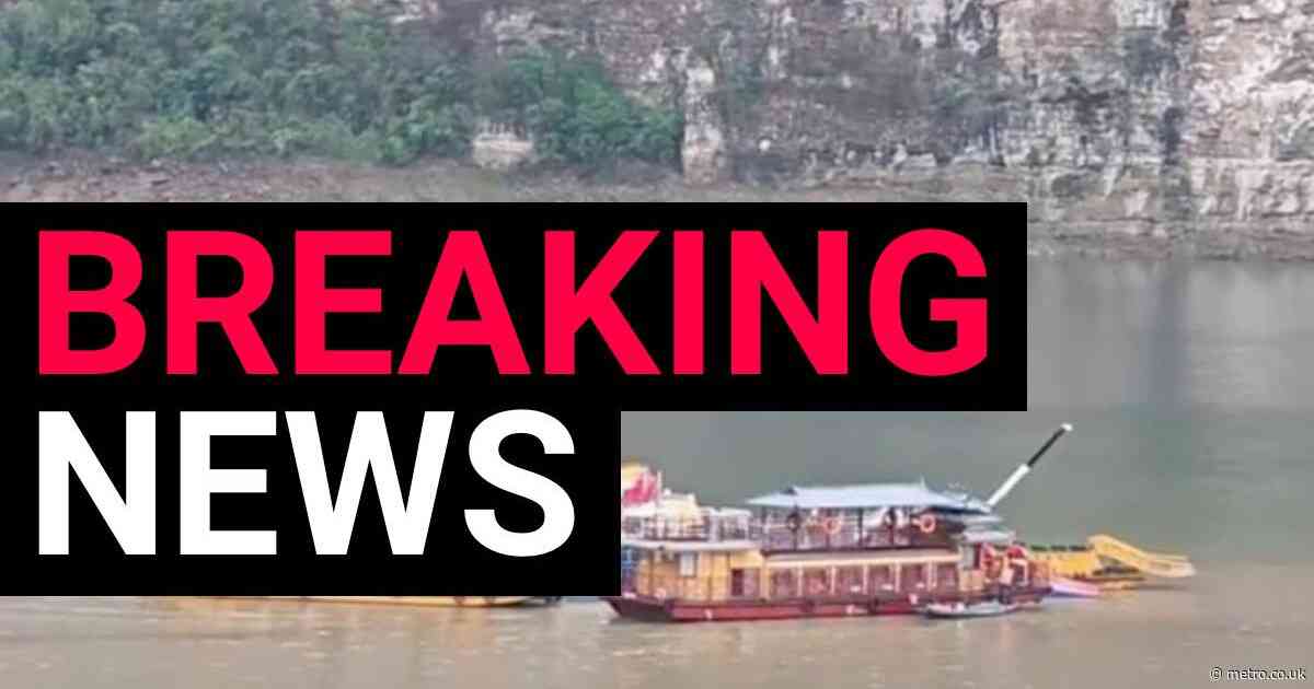 Three dead and 14 missing after two boats capsize during sudden storm in China