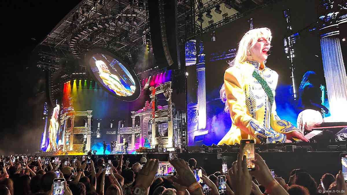 Improvisierte Sprengsätze: Polizei: Anschlag bei Lady Gagas Millionen-Konzert vereitelt