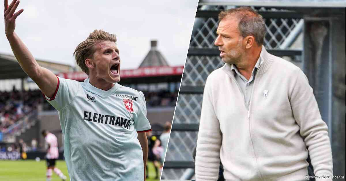 FC Twente stuit opmars Sparta, topscorer Sem Steijn scoort tegen vader Maurice: ‘Hij is wel wat gewend van mij’