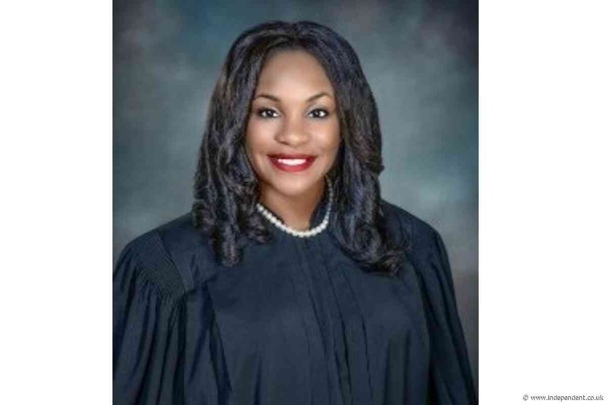 Conservative judge should be removed after investigation finds she misrepresented her military career, agency says