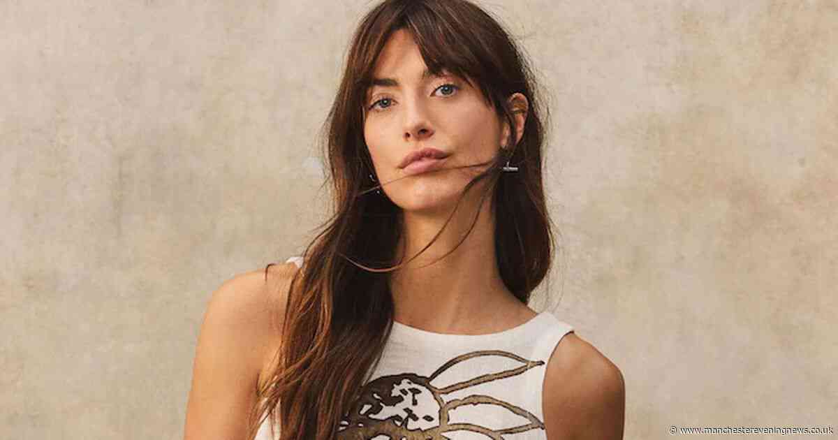 Next shoppers 'ditch' floral prints for £34 dress with 'striking' summer design