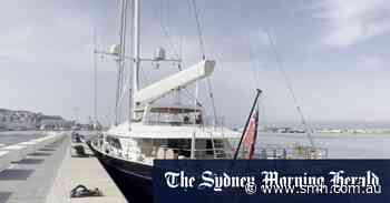 Operation begins to recover a sunken superyacht off Sicily