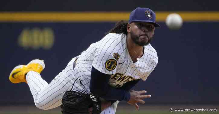Peralta shines, offense does just enough in Brewers’ 4-0 victory over Cubs