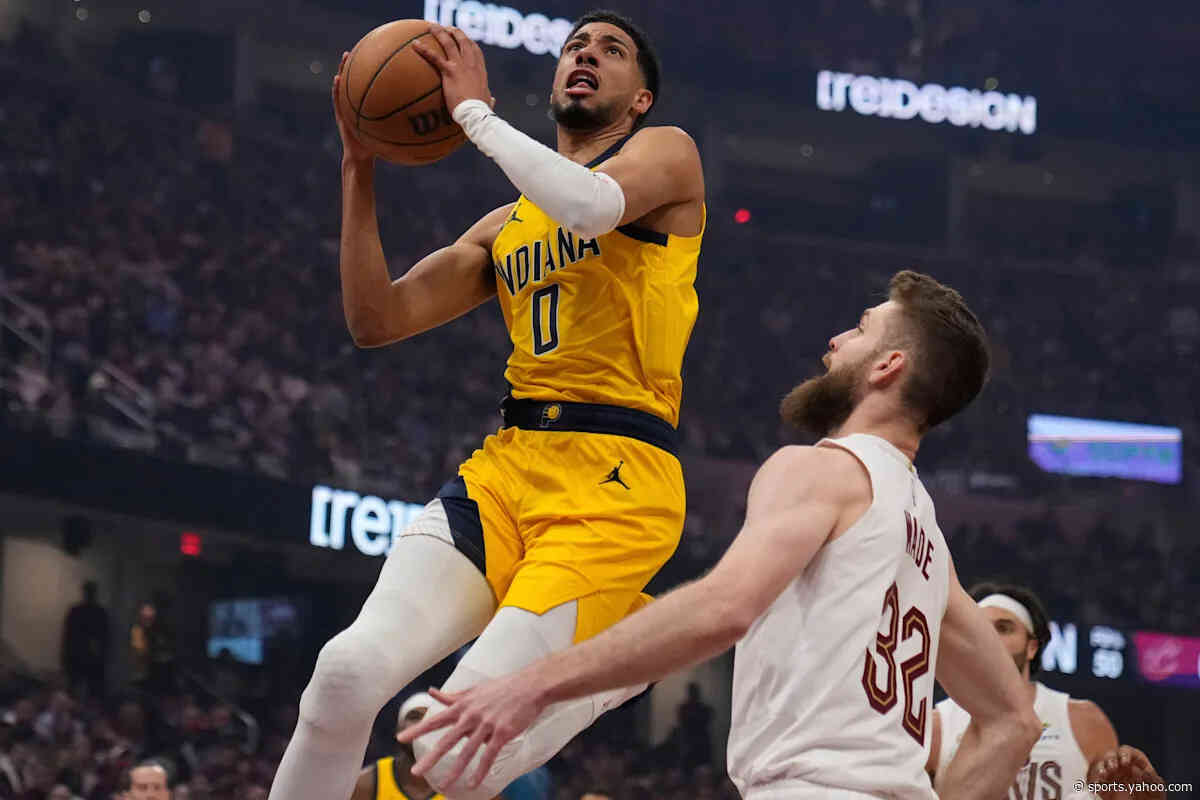 NBA playoffs: Tyrese Haliburton, Pacers hang on late to knock off Cavaliers in Game 1