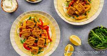 Wat Eten We Vandaag: Crispy halloumi wraps met gegrilde paprika