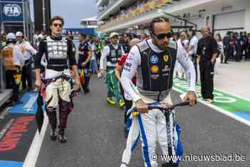 “Neem nog een theepauze terwijl jullie ermee bezig zijn”: Lewis Hamilton komt met stevige sneer richting eigen team in Miami