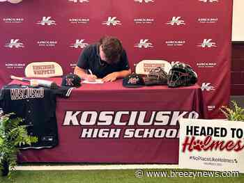 Photo: Whippet baseball player signs with local community college