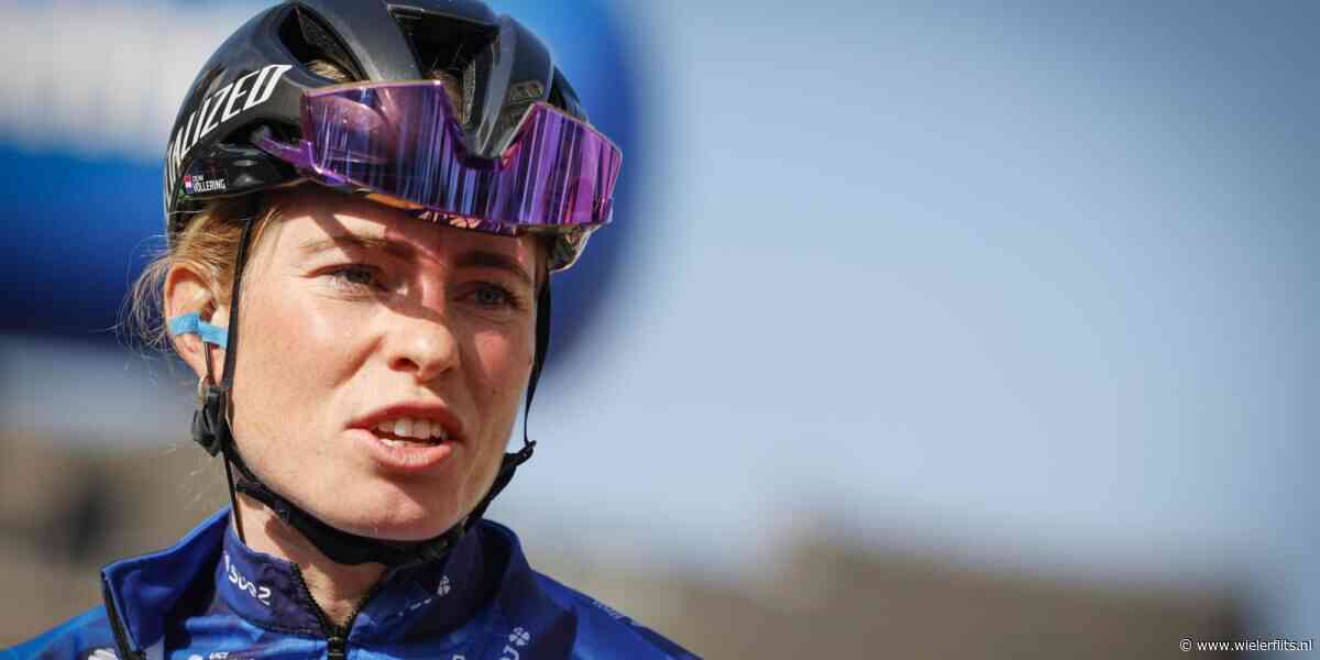 Dat gaat maar net goed! Demi Vollering blijft met knappe save overeind in finale Vuelta Femenina