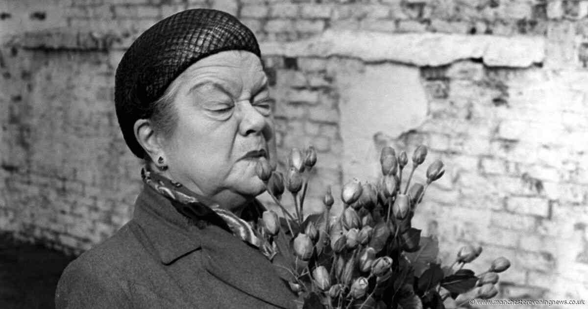 Milk stout, hairnets and a tongue you could shave with - Corrie's greatest battleaxe