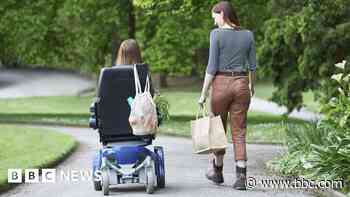 Doing nothing on social care 'untenable', MPs warn