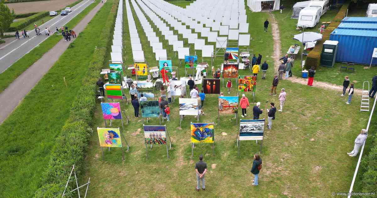 Vrijheidskunst met een boodschap: 336 doeken, veel kleur en veel hoop