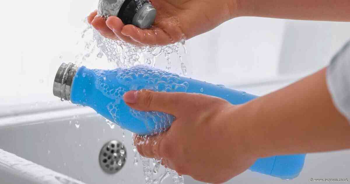 Water bottles stay clean and germ free for longer if washed with 1 simple ingredient