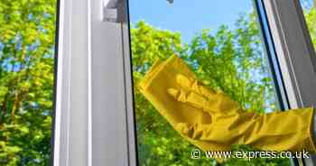 Banish grime and dust on windows in 10 minutes with 1 natural item found in most kitchens