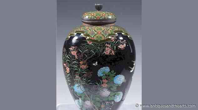 Meiji Vase Pours Out Highest Price For Thomaston Place
