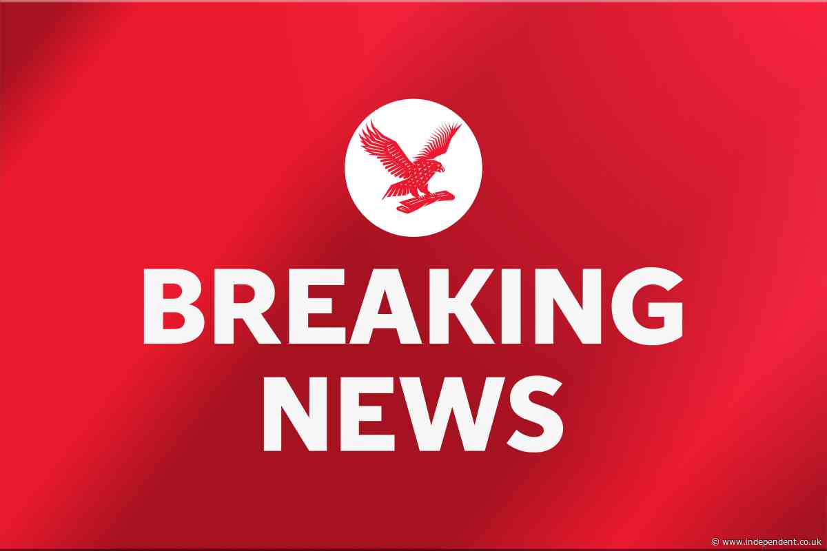 At least three dead after boat believed to be carrying migrants overturns near San Diego