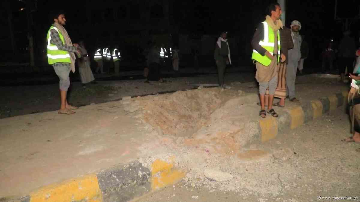 Israel bombardiert Hafen und Betonfabrik in Jemen