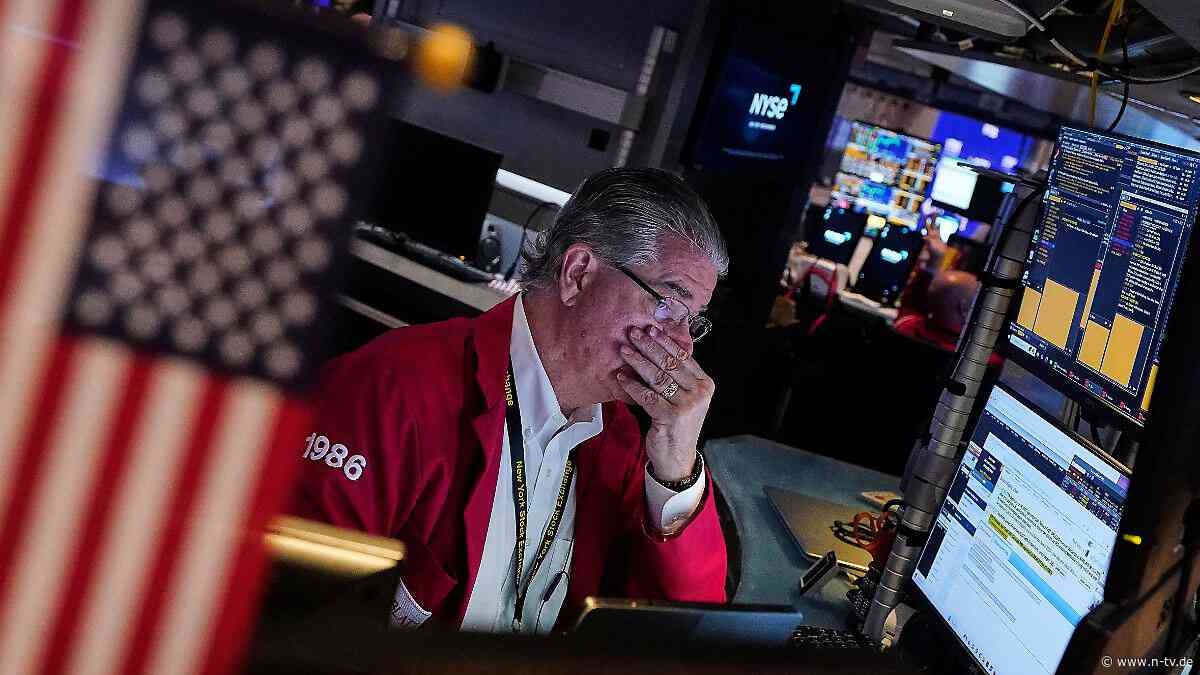 Leichte Gewinnmitnahmen: Wall Street wartet gespannt auf Fed-Votum
