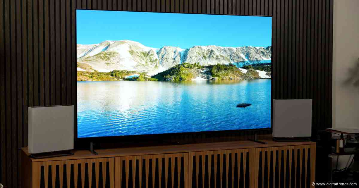 This 8 out of 10 Sony OLED TV has a $500 discount today